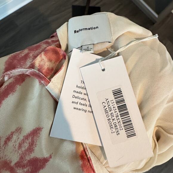 Reformation Anaiis Silk Maxi Dress NEW Cameo Rose Sleeveless Cowl Neck Size 2 - Picture 6 of 7